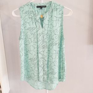 Harve Benard high-low tank top with buckle…